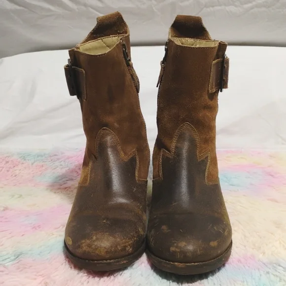 Olukai Kalulani Boot Seal Brown Mustang Distressed Boots Sz.7 Gently Worn - Picture 3 of 16
